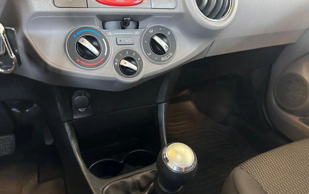 imagem-https://www.socarrao.com.br/sc-vehicle-images-prod/4071237/1790973448186-8492603_14_B_504ebfa3f7.jpeg