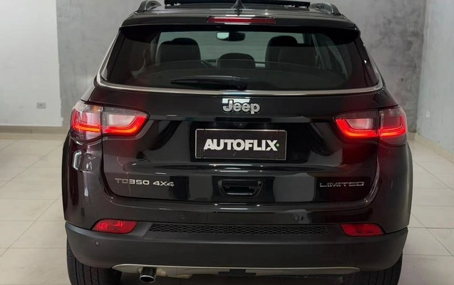 imagem-https://www.socarrao.com.br/sc-vehicle-images-prod/4071238/1790198596930-8486366_18_B_72f5dbab60.jpeg