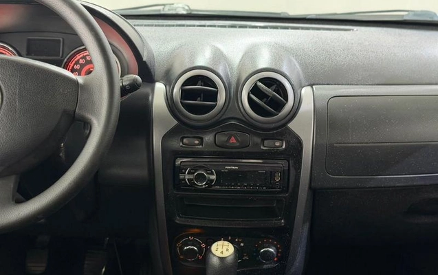 imagem-https://www.socarrao.com.br/sc-vehicle-images-prod/4071239/1790198598081-8486374_8_B_02f2e6dca7.jpeg