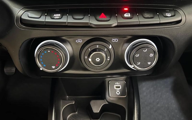 imagem-https://www.socarrao.com.br/sc-vehicle-images-prod/4071242/1790198600749-8505697_18_B_905e83fc88.jpeg
