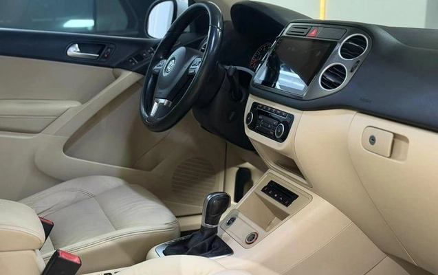 imagem-https://www.socarrao.com.br/sc-vehicle-images-prod/4071249/1790198603554-8502416_6_B_44cb535ffb.jpeg