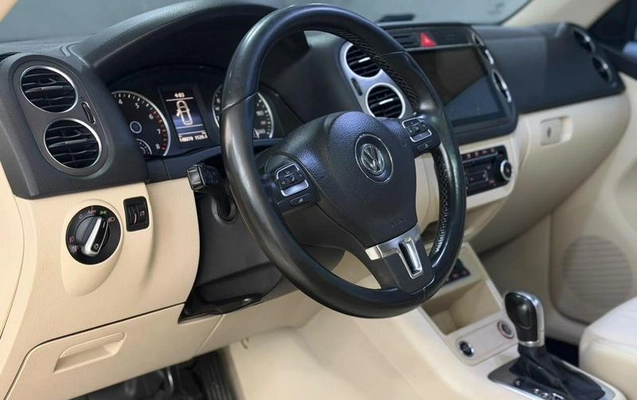 imagem-https://www.socarrao.com.br/sc-vehicle-images-prod/4071249/1790198603562-8502416_15_B_05e275f6f1.jpeg