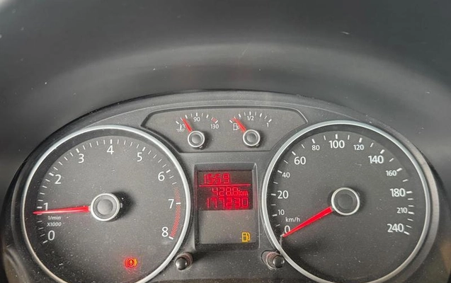 imagem-https://www.socarrao.com.br/sc-vehicle-images-prod/4071261/1790364484031-8472952_14_B_89985deef6.jpeg
