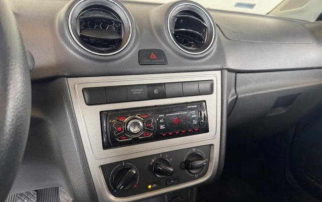 imagem-https://www.socarrao.com.br/sc-vehicle-images-prod/4071261/1790364484032-8472952_12_B_7052720f8a.jpeg