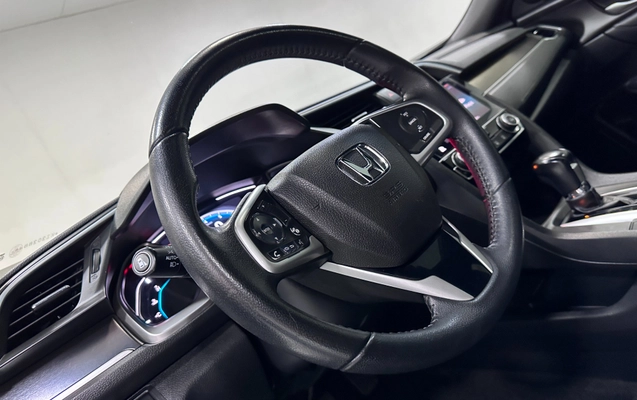 imagem-https://www.socarrao.com.br/sc-vehicle-images-prod/4071313/1790198931473-83ba9c24-07a9-4beb-85ed-c6600832ffd8.jpg