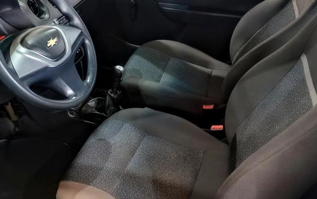 imagem-https://www.socarrao.com.br/sc-vehicle-images-prod/4071344/1790199171453-8089911_4_B_851b92f59d.jpeg