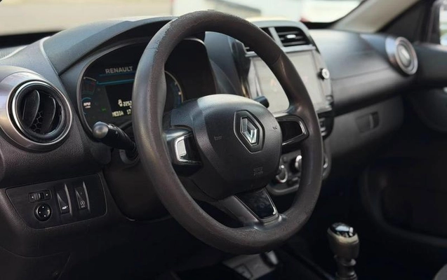 imagem-https://www.socarrao.com.br/sc-vehicle-images-prod/4071521/1790199404071-8412520_6_B_227d11457c.jpeg