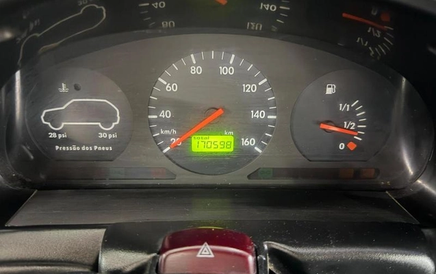 imagem-https://www.socarrao.com.br/sc-vehicle-images-prod/4071546/1790199698172-8405600_19_B_4e748e1564.jpeg