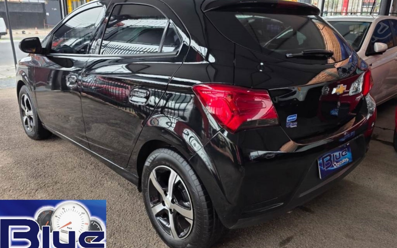 imagem-https://www.socarrao.com.br/sc-vehicle-images-prod/4071583/1790199686634-eWI0LmpwZWc.jpeg