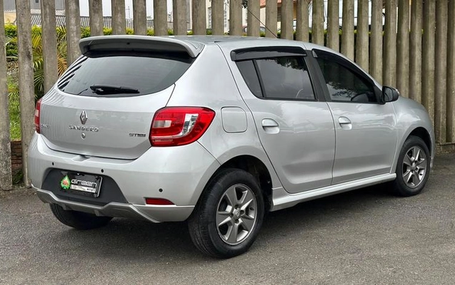 imagem-https://www.socarrao.com.br/sc-vehicle-images-prod/4071585/1790716631068-8504213_7_B_4e1777950c.jpeg
