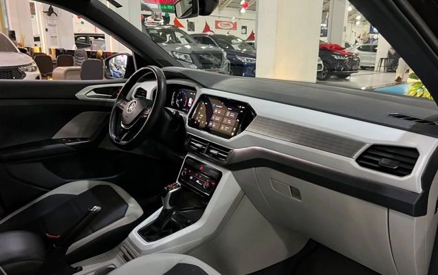 imagem-https://www.socarrao.com.br/sc-vehicle-images-prod/4071610/1790199742080-27_064203.jpg