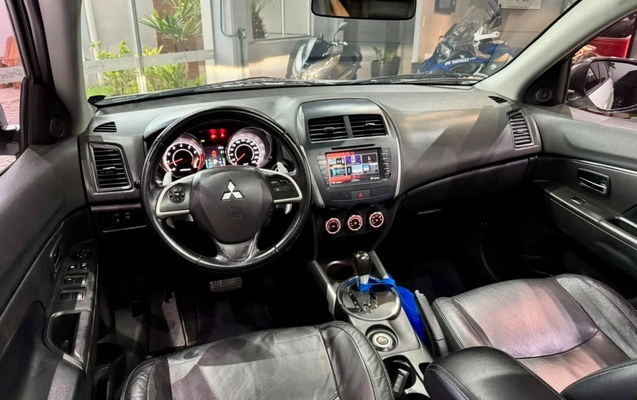 imagem-https://www.socarrao.com.br/sc-vehicle-images-prod/4071642/1790199856190-5_063810.jpg