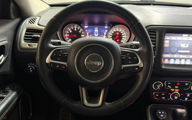 imagem-https://www.socarrao.com.br/sc-vehicle-images-prod/4071933/1790200677713-8300114_7_B_541cc4e71b.jpeg