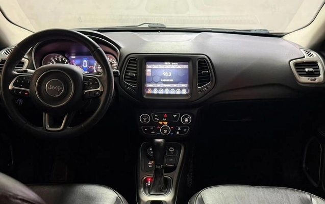 imagem-https://www.socarrao.com.br/sc-vehicle-images-prod/4071933/1790200677717-8300114_3_B_35388593b8.jpeg