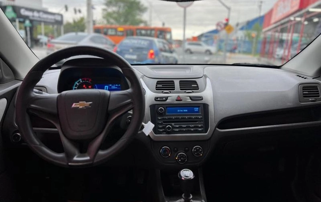 imagem-https://www.socarrao.com.br/sc-vehicle-images-prod/4072088/1790201098861-8506740_12_B_74c36fae41.jpeg