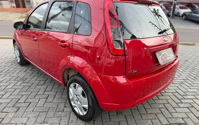 imagem-https://www.socarrao.com.br/sc-vehicle-images-prod/4072213/1790201454553-8467653_0_B_36df11c035.jpeg