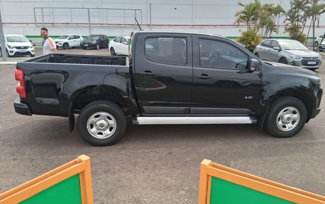 imagem-https://www.socarrao.com.br/sc-vehicle-images-prod/4072939/1790203651499-1_074539.jpg