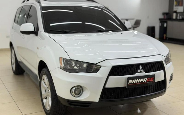 imagem-https://www.socarrao.com.br/sc-vehicle-images-prod/4073168/1790204007296-8427959_2_B_3faa696717.jpeg