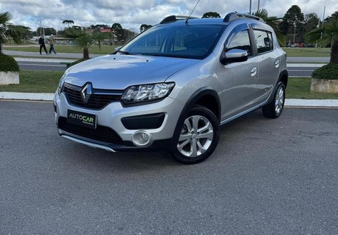 Renault Sandero 2020 Prata — foto 1 de 3
