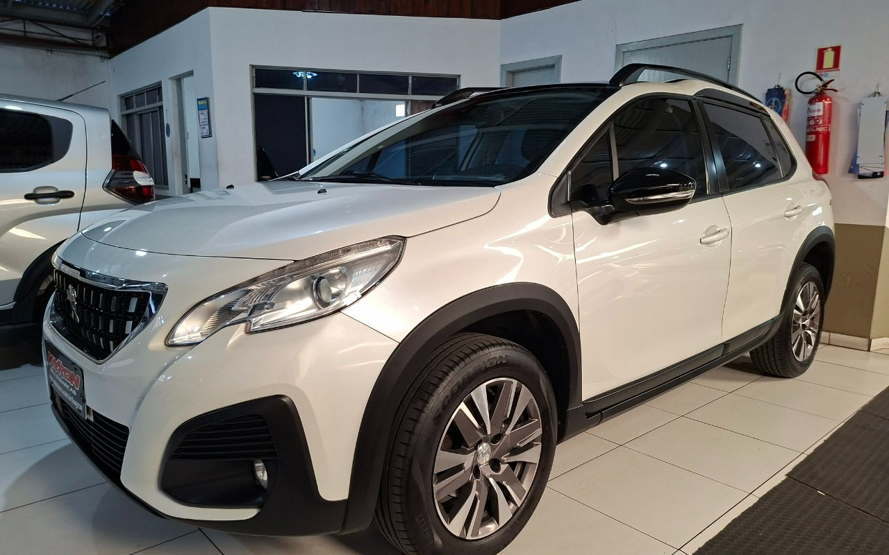 Peugeot 2008 2020 Branco — foto 1 de 3
