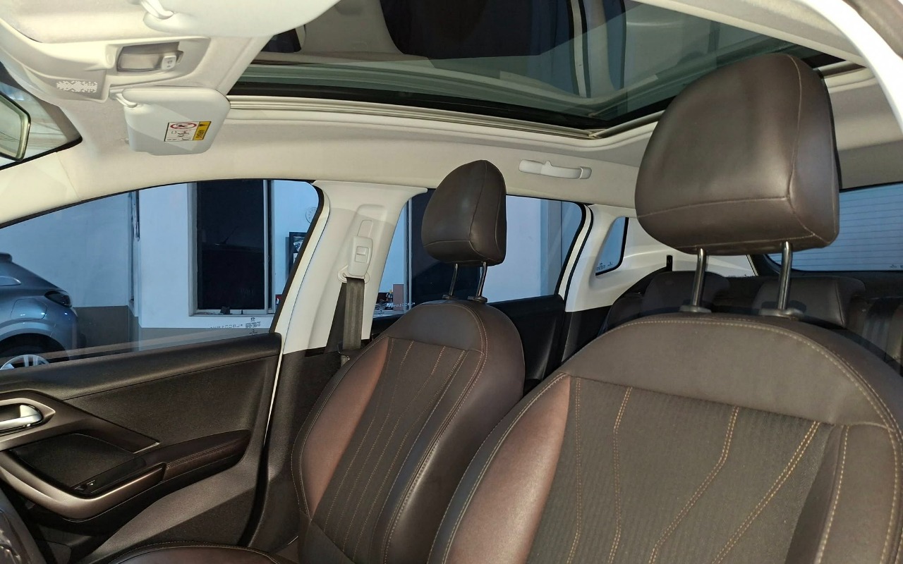 imagem-https://www.socarrao.com.br/sc-vehicle-images-prod/4075770/1790295245317-Ny5qcGc.jpg