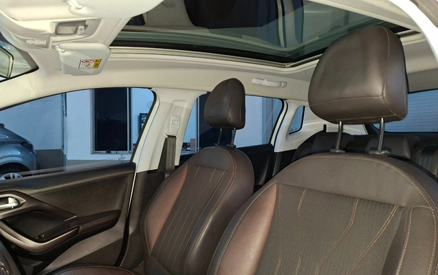 imagem-https://www.socarrao.com.br/sc-vehicle-images-prod/4075770/1790295245317-Ny5qcGc.jpg