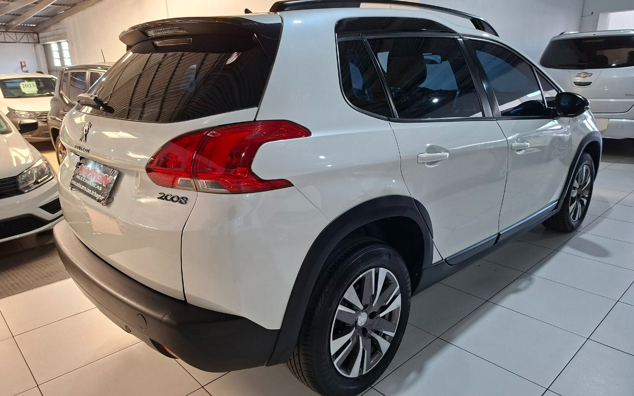 imagem-https://www.socarrao.com.br/sc-vehicle-images-prod/4075770/1790295245804-MTIuanBn.jpg
