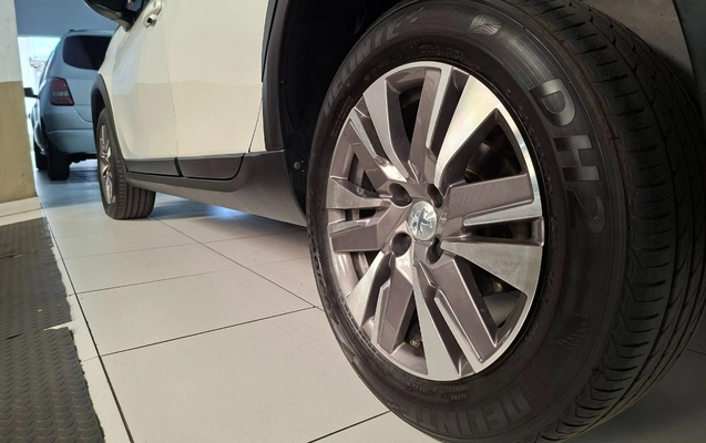 imagem-https://www.socarrao.com.br/sc-vehicle-images-prod/4075770/1790295246371-MTguanBn.jpg
