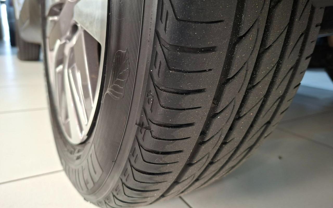 imagem-https://www.socarrao.com.br/sc-vehicle-images-prod/4075770/1790295246795-MjMuanBn.jpg