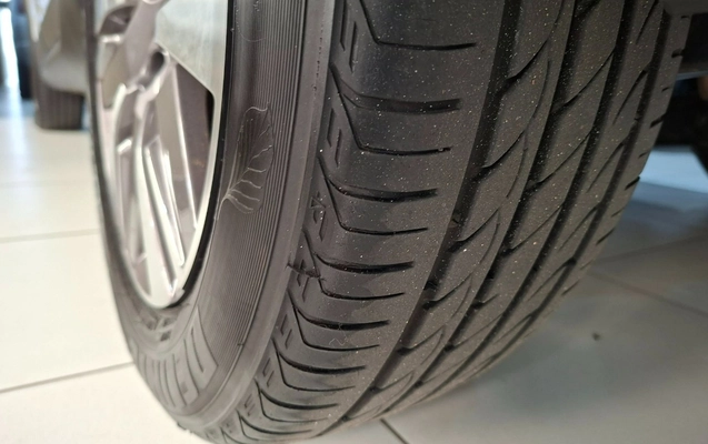 imagem-https://www.socarrao.com.br/sc-vehicle-images-prod/4075770/1790295246795-MjMuanBn.jpg