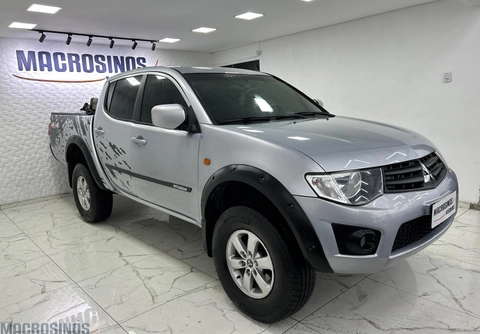 Mitsubishi L200 2013 Prata — foto 1 de 3
