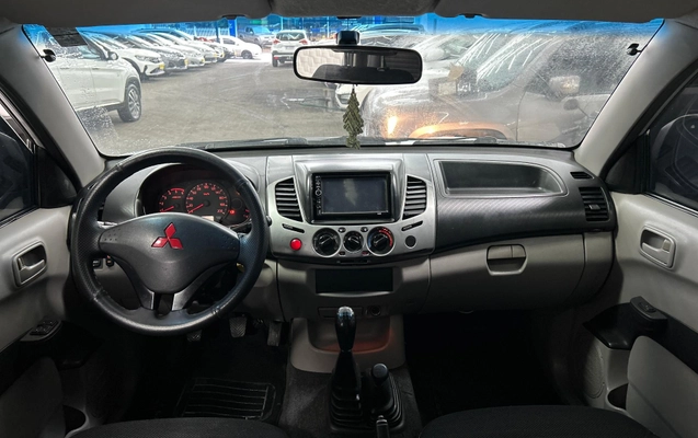 imagem-https://www.socarrao.com.br/sc-vehicle-images-prod/4075772/1790211736772-b35f0c00a36c46d68283054a59e9b4be_1790190598697.jpg