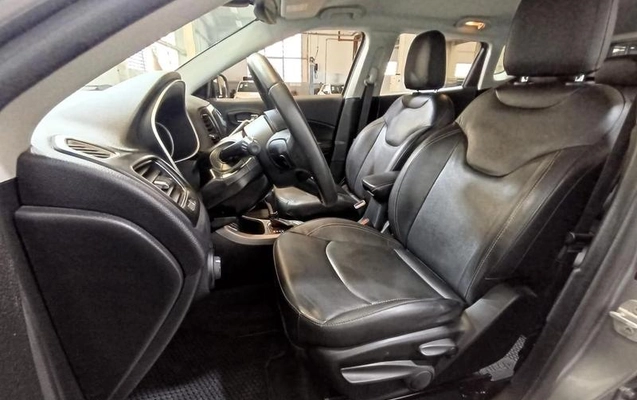 imagem-https://www.socarrao.com.br/sc-vehicle-images-prod/4076384/1790283579407-8507816_15_B_1765ea45c5.jpeg
