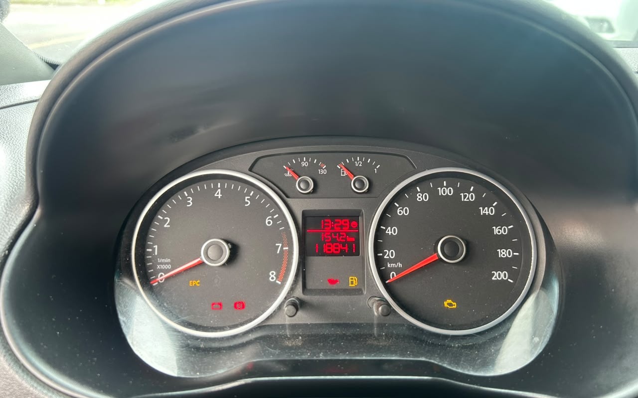 imagem-https://www.socarrao.com.br/sc-vehicle-images-prod/4077830/1790217491539-V2hhdHNBcHAgSW1hZ2UgMjAyNi0wOS0yMyBhdCAxMy4zNC4xNS5qcGVn.jpeg