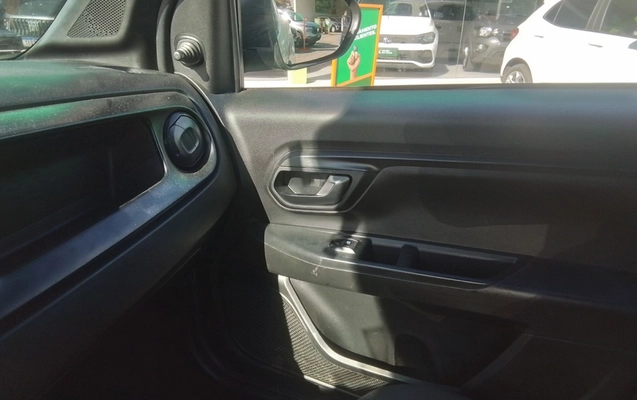 imagem-https://www.socarrao.com.br/sc-vehicle-images-prod/4079720/1790226493250-2_032451.jpg