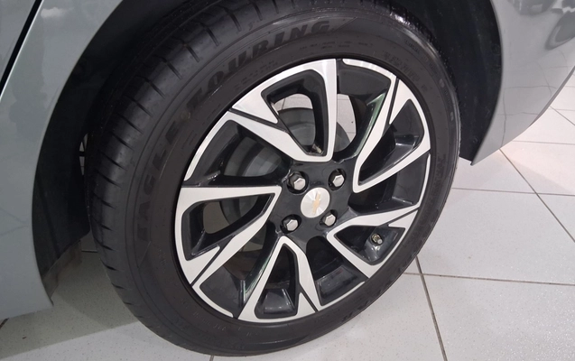 imagem-https://www.socarrao.com.br/sc-vehicle-images-prod/4079775/1790226571564-1_040342.jpg