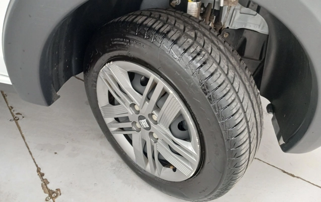 imagem-https://www.socarrao.com.br/sc-vehicle-images-prod/4080548/1790227368738-1_023356.jpg