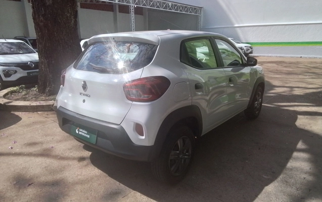 imagem-https://www.socarrao.com.br/sc-vehicle-images-prod/4080771/1790227601171-1_052256.jpg