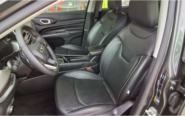imagem-https://www.socarrao.com.br/sc-vehicle-images-prod/4080798/1790227646949-1_121827.jpg