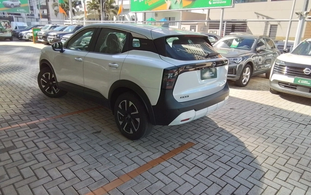 imagem-https://www.socarrao.com.br/sc-vehicle-images-prod/4082766/1790230096306-1_024755.jpg
