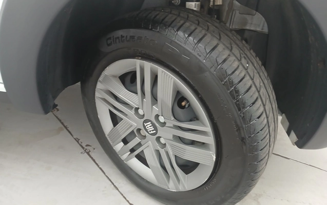 imagem-https://www.socarrao.com.br/sc-vehicle-images-prod/4082847/1790230458757-1_023042.jpg