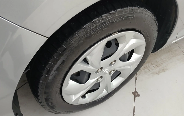 imagem-https://www.socarrao.com.br/sc-vehicle-images-prod/4083953/1790233568100-1_035131.jpg