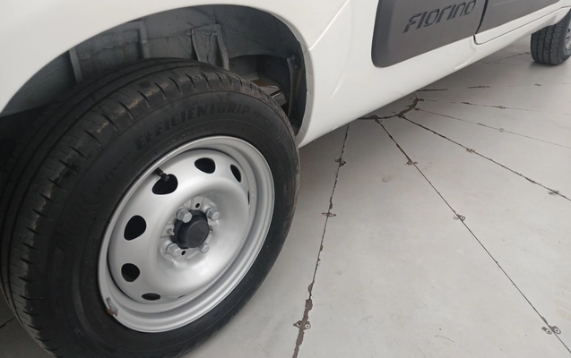 imagem-https://www.socarrao.com.br/sc-vehicle-images-prod/4084114/1790233729656-1_052130.jpg