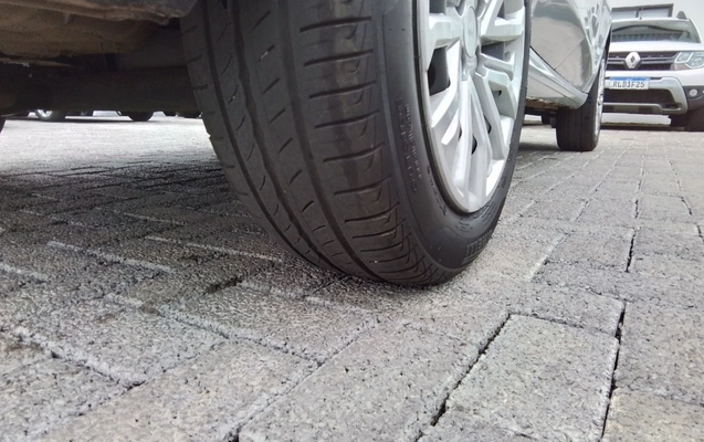imagem-https://www.socarrao.com.br/sc-vehicle-images-prod/4084772/1790235152879-1_034152.jpg