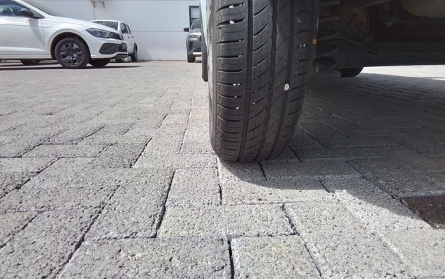 imagem-https://www.socarrao.com.br/sc-vehicle-images-prod/4084809/1790235217466-1_043333.jpg