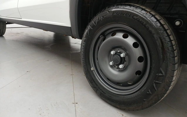 imagem-https://www.socarrao.com.br/sc-vehicle-images-prod/4085440/1790236444633-1_091540.jpg