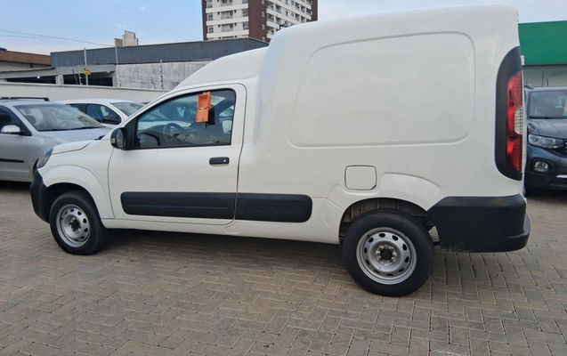 imagem-https://www.socarrao.com.br/sc-vehicle-images-prod/4085852/1790238167608-1_083635.jpg