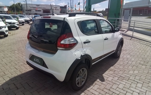 imagem-https://www.socarrao.com.br/sc-vehicle-images-prod/4086495/1790240340706-1_101929.jpg