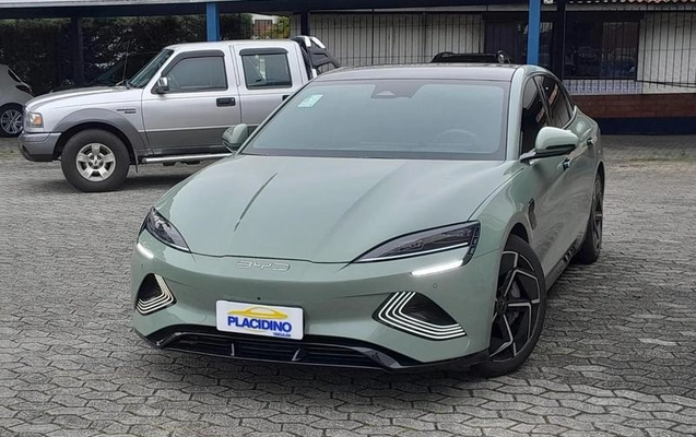 imagem-https://www.socarrao.com.br/sc-vehicle-images-prod/4086900/1790248858897-8507468_5_B_d43cfc8e78.jpeg