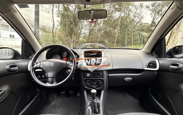imagem-https://www.socarrao.com.br/sc-vehicle-images-prod/4086910/1790249349949-61190e4c30f7442d930ddd6d91d5797f_1790212128778.jpg